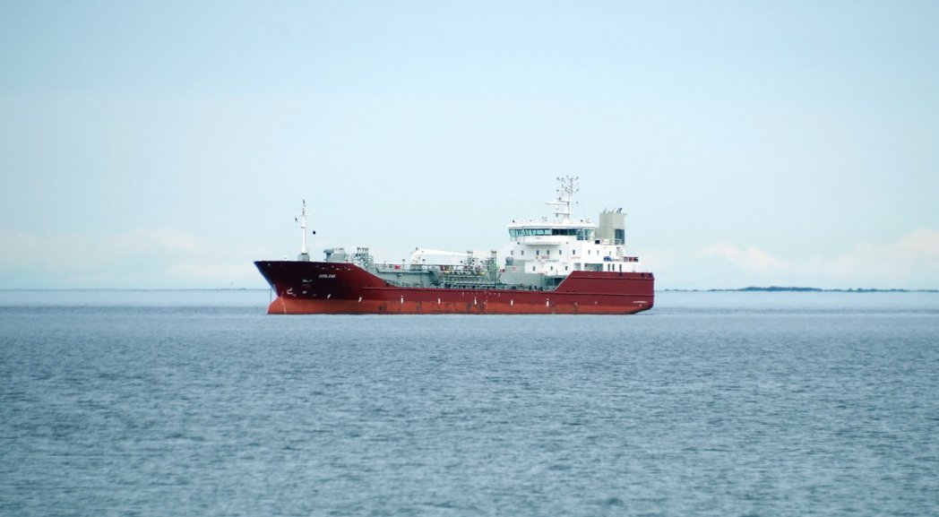 286010